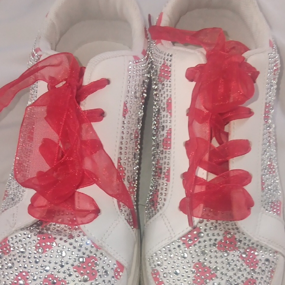 Cato White Sneakers with Pink Heart Accents and Red Ribbon Laces - Picture 4 of 5